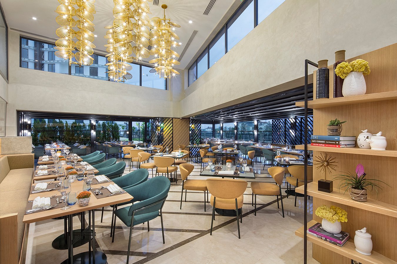 Afyon DTBH restaurant design, partition screen and seating layout