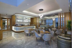 DoubleTree By Hilton Tuzla Bar